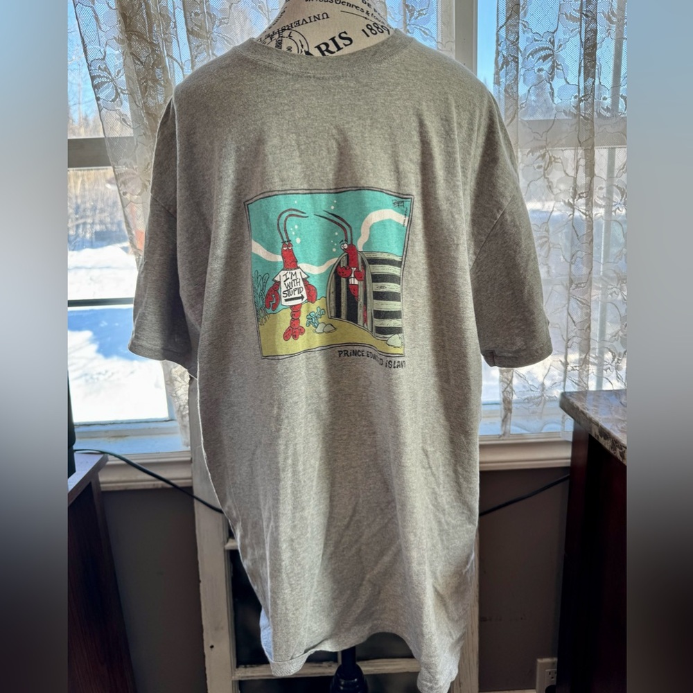 PEI Far Side Comic Graphic Tshirt.